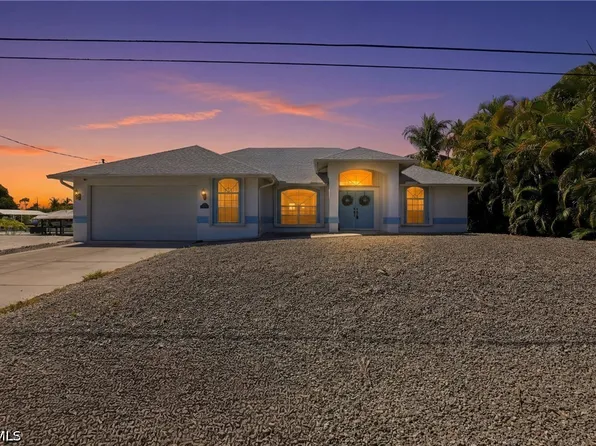 3715 Manatee Dr, Saint James City, FL 33956