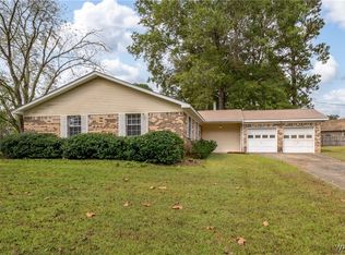 110 Lakeview Dr, Livingston, AL 35470
