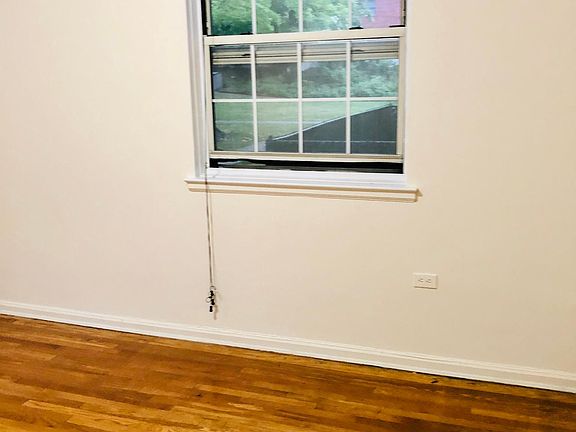 3rd image of 13538 78th Ave #22