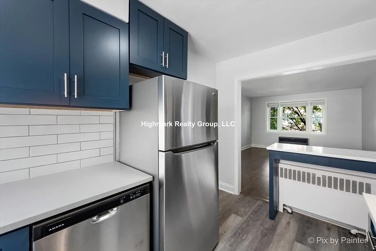 Building Photo - 2735 W Berwyn Ave #G3C