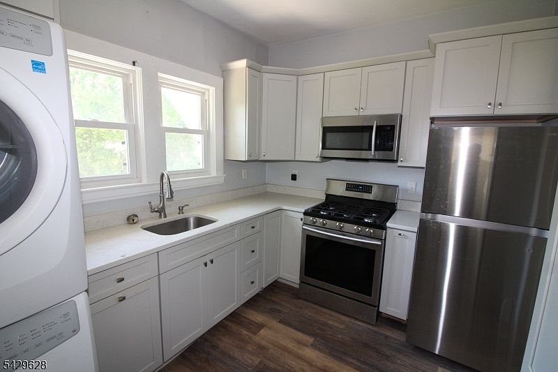 1st image of 167 Belvidere Ave APT 1