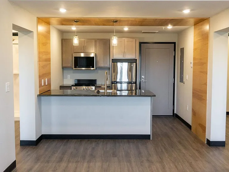 3200 Jaffa Garden Way — Photo 6