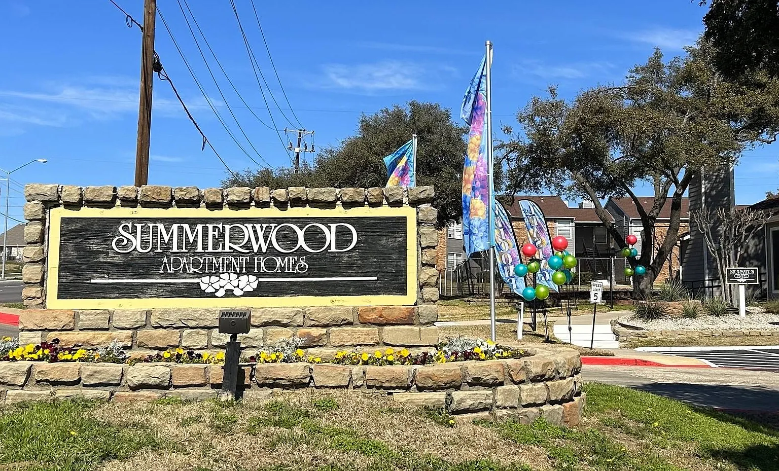 Summerwood — Photo 1
