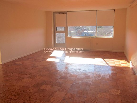 2nd image of 103 Monmouth St #717