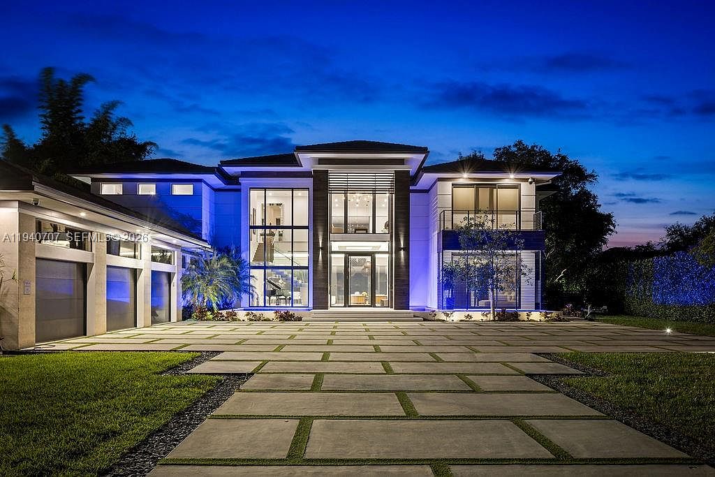 6850 SW 73rd Ct, Miami, FL 33143 | MLS #A11940707 | Zillow