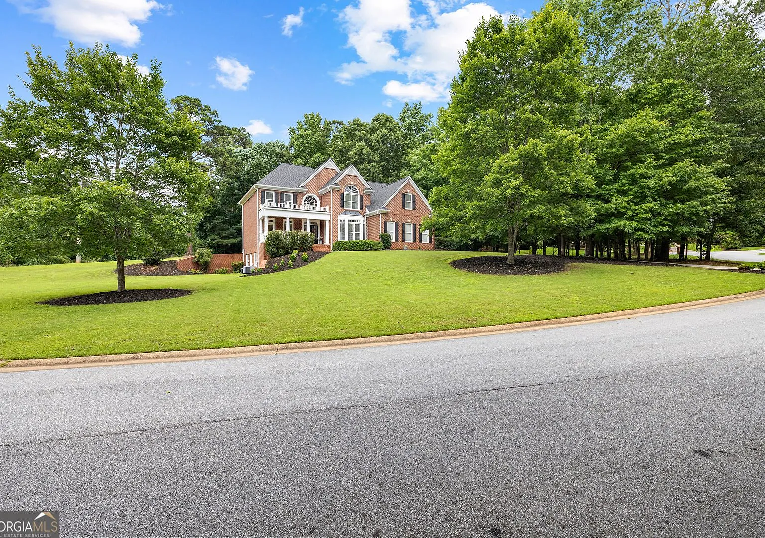 Spacious 4BR Home in Whitewater Creek with Starrs Mill Schools — Photo 3