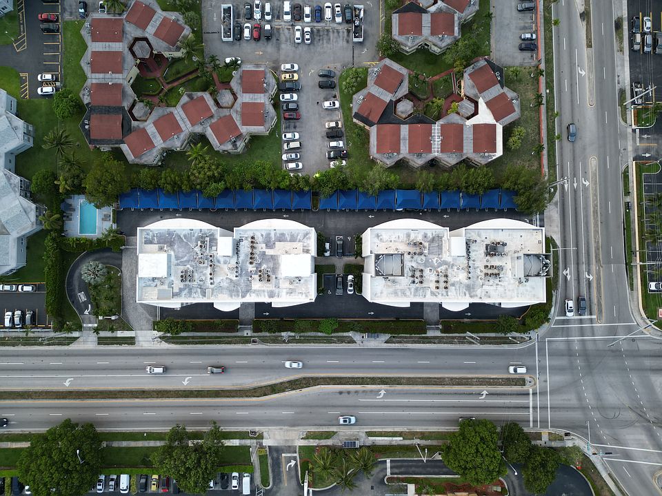 1st image of 1789 NE Miami Gardens Dr #602W
