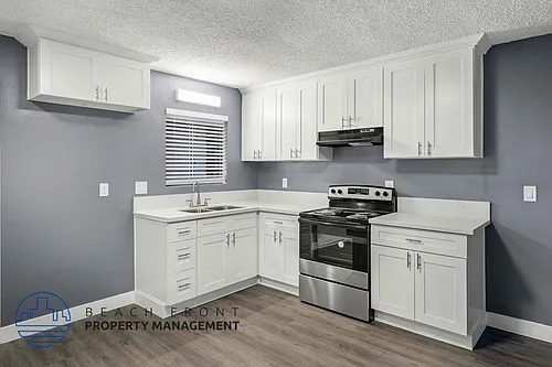 1021 N. Flower St. Photo 1