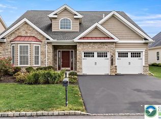 2616 Pioneer Rd, Bethlehem, PA 18017