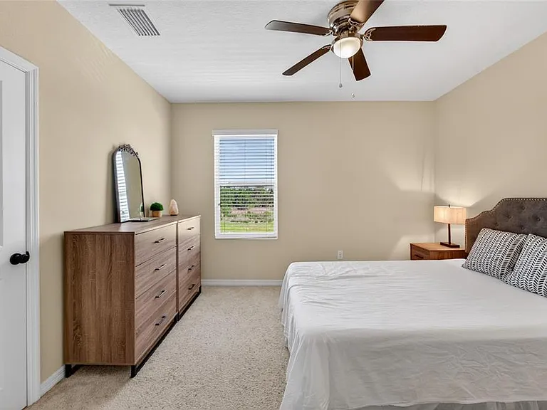 11176 Leland Groves Dr — Photo 46