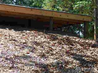 449 Lake Shore Dr, Greers Ferry, AR 72067
