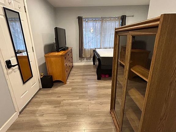 3rd image of 619 N 14th St Unit B