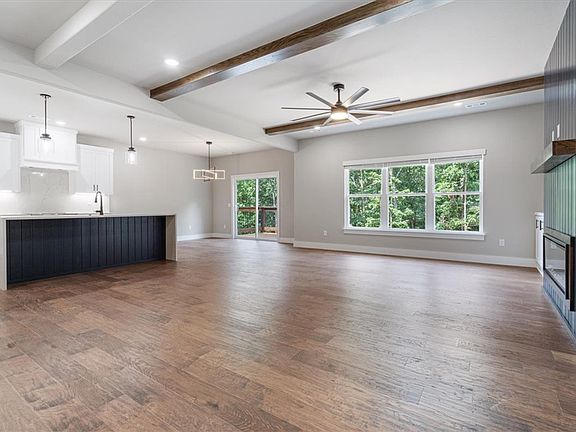 5th image of 3 Allison Cir