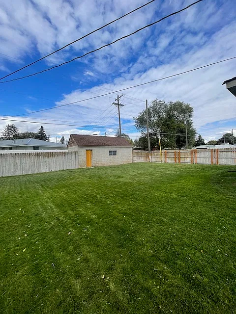 3 bed, 1386 sqft, $1,600 — Photo 3