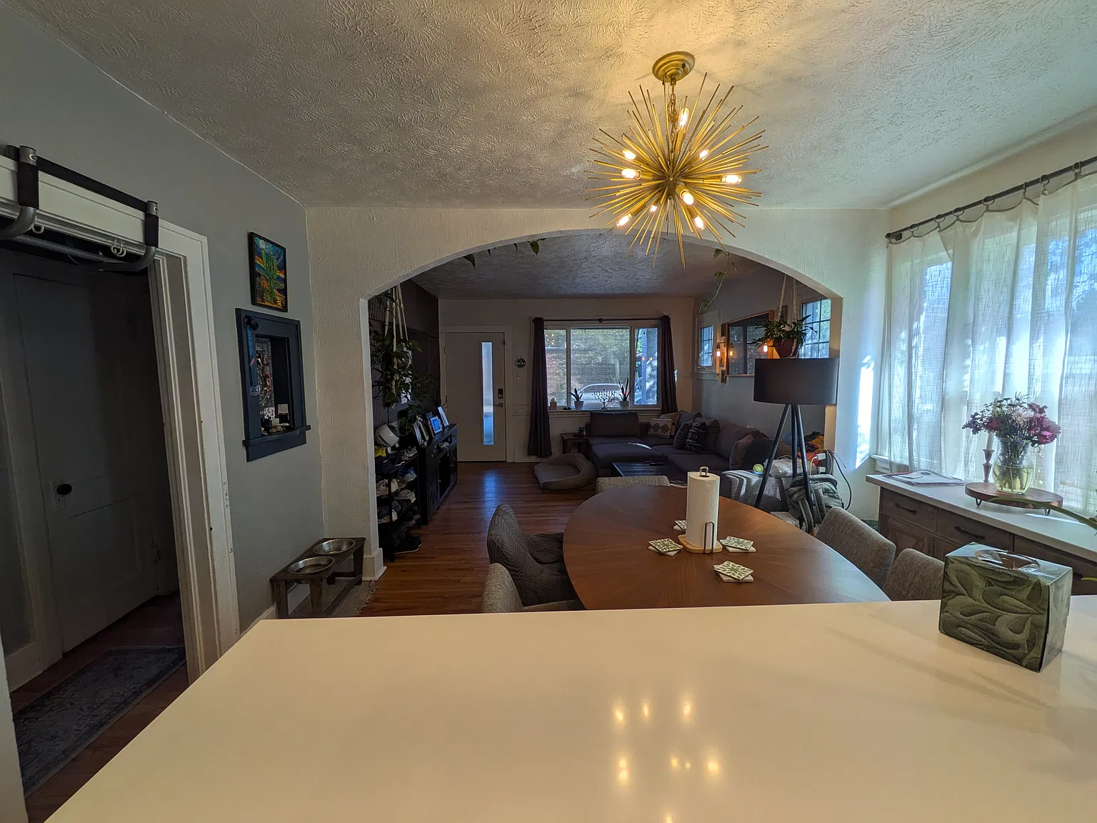 3 bed, 1822 sqft, $3,000 — Photo 2