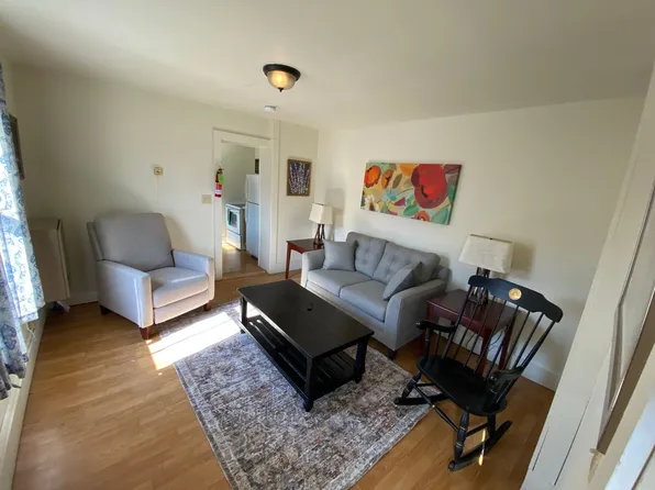 77 NWA, 77 N Winooski Ave APT 2, Burlington, VT 05401