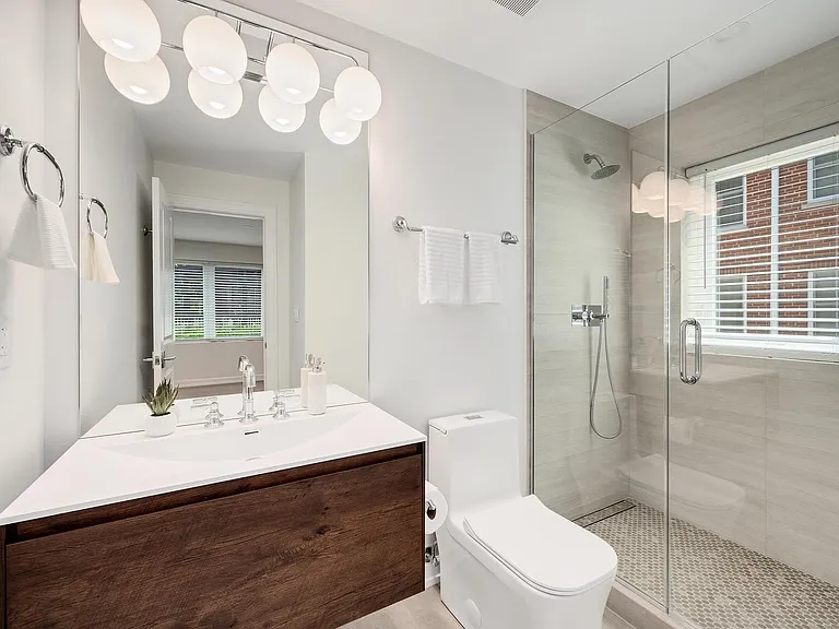 511 Forest Ave #1 — Photo 9