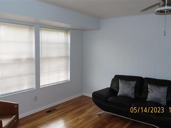 3rd image of 1812 Minneford Dr
