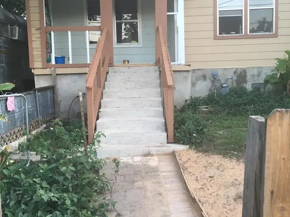 2103A E 10th St, Austin, TX 78702