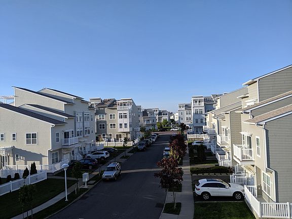 2nd image of 6529 Seaspray Ave