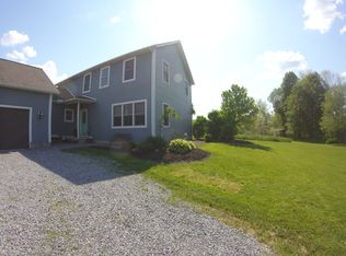 10190 Gilbert Rd, Newton Falls, OH 44444