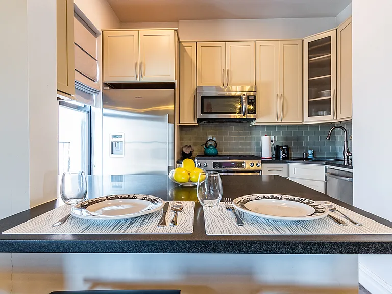 882 Union St #4D — Photo 17