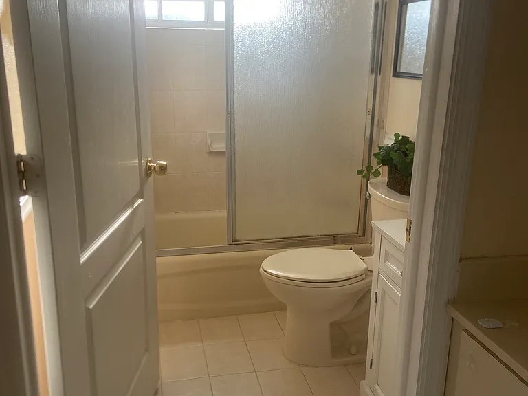 10925 W Okeechobee Rd #202 — Photo 8