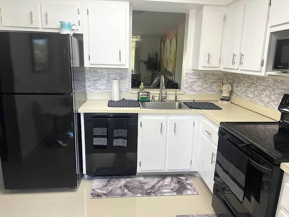 1st image of 14527 Bonaire Blvd APT 207