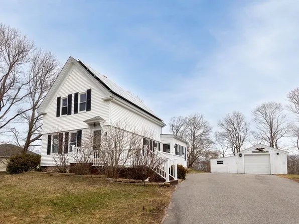 64 South St, Plymouth, MA 02360