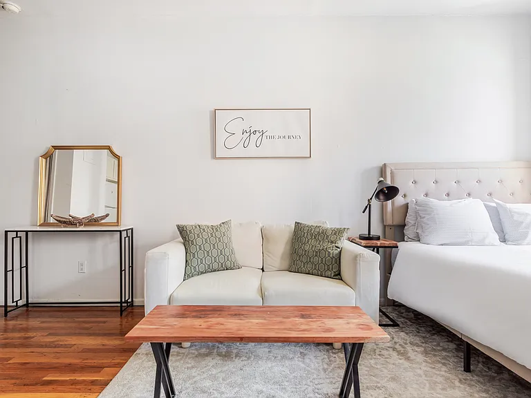 765 Washington St #2W — Photo 6