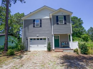 610 S Gaines St, Southern Pines, NC 28387