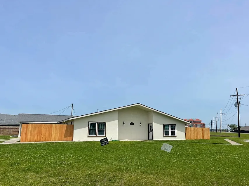 Building Photo - 209 Erwin Dr #B