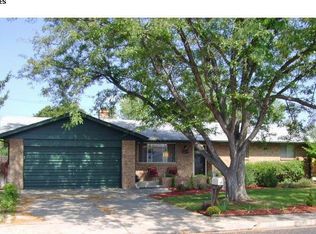 609 W 36th St, Loveland, CO 80538