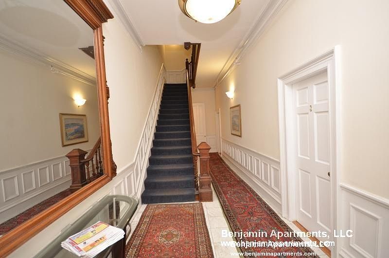 2nd image of 300 Marlborough St APT 3C