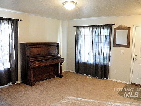 4th image of 4903 Harding Pl