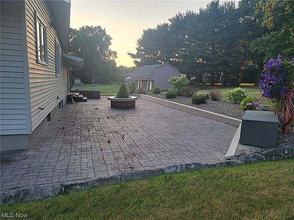 4th image of 7091 Tamarack Dr