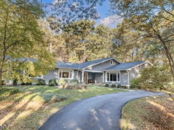 18 Glenbrook Dr, Mendham Twp., NJ 07945