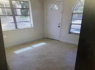 1119 SW 12th Ct, Miami, FL 33135