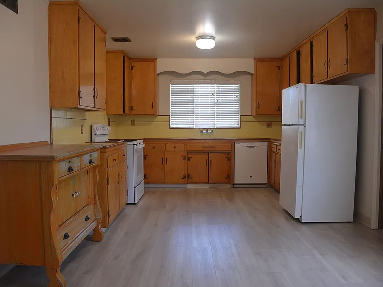 3809 Lassen Dr — Photo 7
