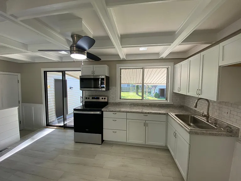 2942 Chance Dr — Photo 4