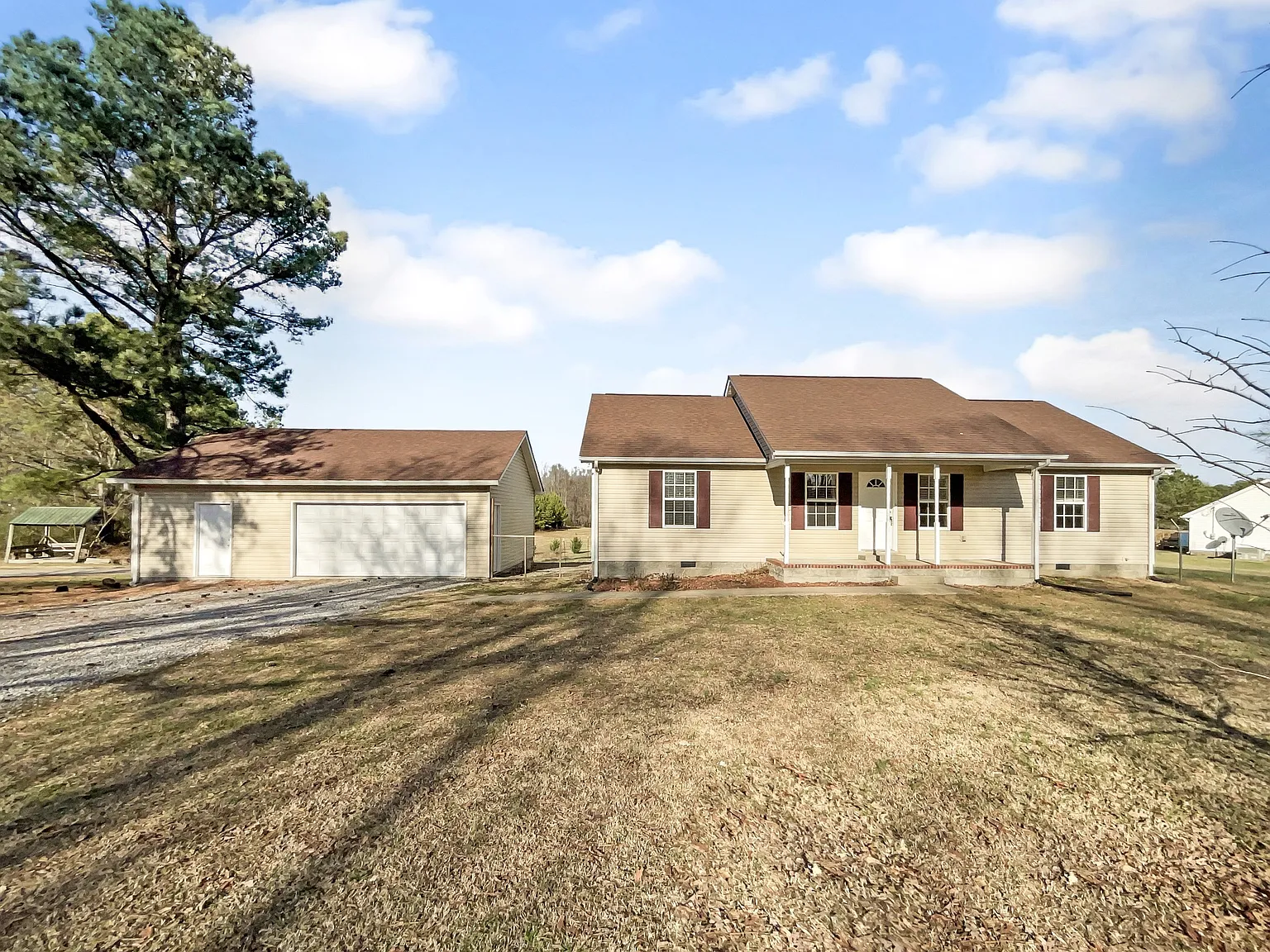 2284 Wiley Pardue Rd photo 1