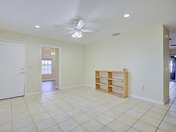 5th image of 1521 Lancia Ave