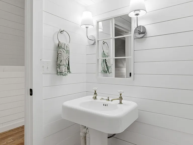 926 Idlewild Dr — Photo 17