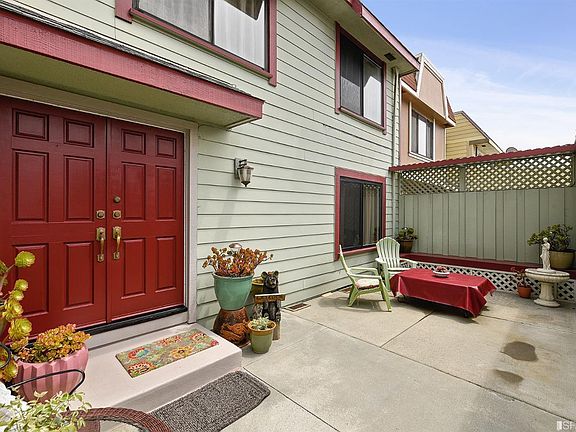 4th image of 3764 Callan Blvd
