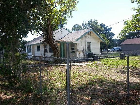 Fenced Yard