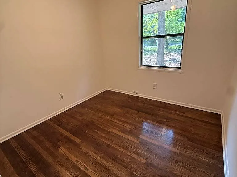 480 Evergreen Dr — Photo 7