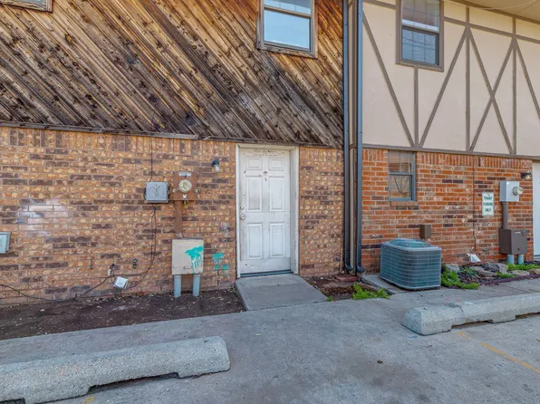 2720 SW 74th St APT 6, Oklahoma City, OK 73159