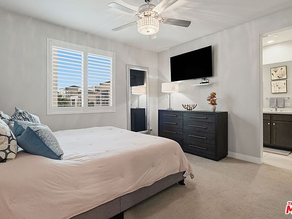 5th image of 547 Daniel Freeman Cir