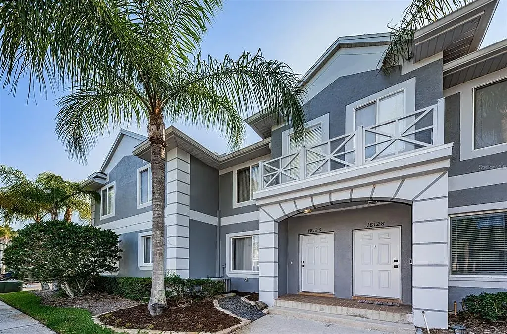 2 bed, 2.5 bath, 1412 sqft, $2,295 — Photo 1
