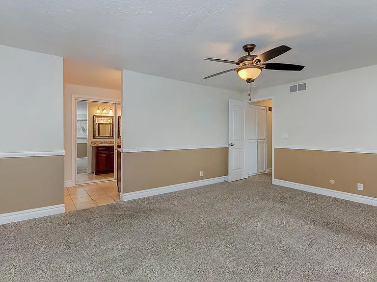 1025 N Eagle Hills Way — Photo 13